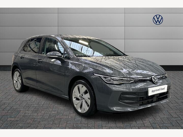 Volkswagen Golf 1.5 TSI EHybrid 19.7kWh Match DSG Euro 6 (s/s) 5dr Volkswagen Golf 1.5 TSI EHybrid 19.7kWh Match DSG Euro 6 (s/s) 5dr