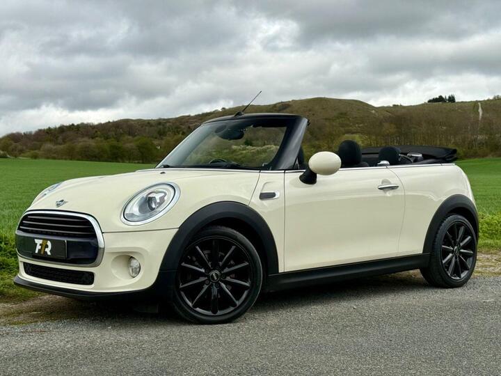 MINI CONVERTIBLE 1.5 Cooper Auto Euro 6 (s/s) 2dr