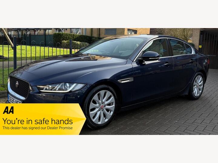 Jaguar XE 2.0d Portfolio Auto Euro 6 (s/s) 4dr