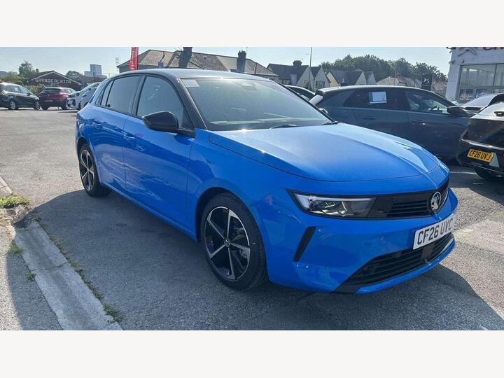 Vauxhall New Astra Griffin 1.2 130PS 6 Speed