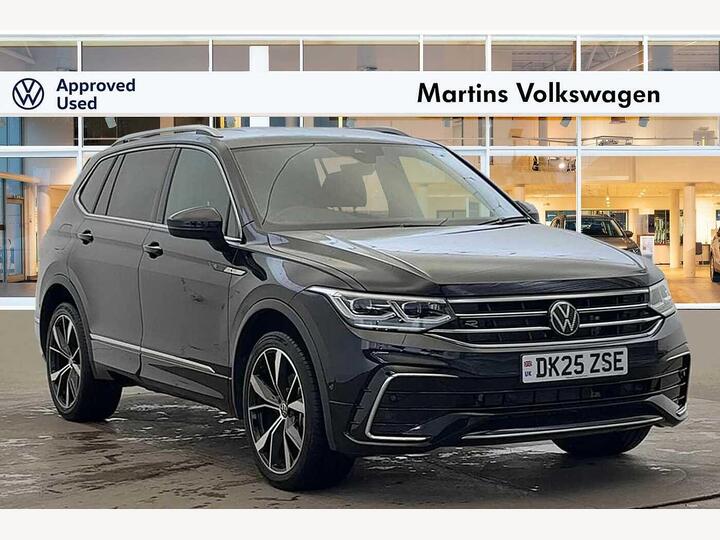 Volkswagen Tiguan Allspace 1.5 TSI R-Line DSG Euro 6 (s/s) 5dr Volkswagen Tiguan Allspace 1.5 TSI R-Line DSG Euro 6 (s/s) 5dr