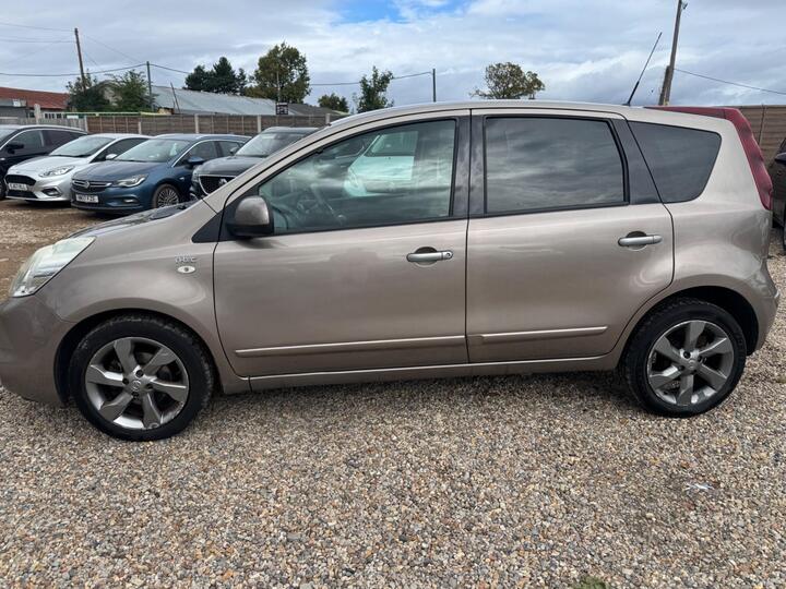 Nissan Note 1.6 16V N-tec Auto Euro 5 5dr