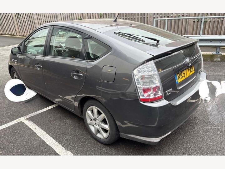 Toyota Prius 1.5 T Spirit CVT 5dr