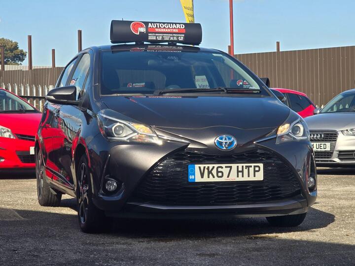 Toyota Yaris 1.5 VVT-h Design E-CVT Euro 6 (s/s) 5dr