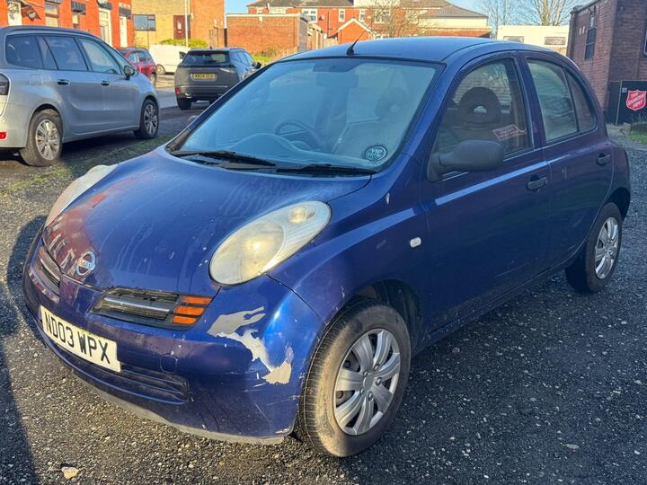 Nissan Micra 1.0 E 5dr