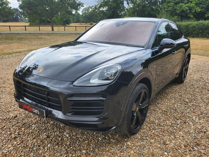 Porsche Cayenne 3.0 V6 E-Hybrid 17.9kWh Platinum Edition TiptronicS 4WD Euro 6 (s/s) 5dr (3.6kW Charger) Porsche Cayenne 3.0 V6 E-Hybrid 17.9kWh Platinum Edition TiptronicS 4WD Euro 6 (s/s) 5dr (3.6kW Charger)