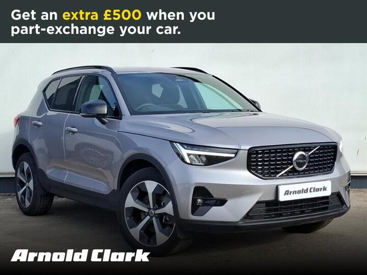 Volvo XC40 2.0 B3 MHEV Plus Dark DCT Auto Euro 6 (s/s) 5dr