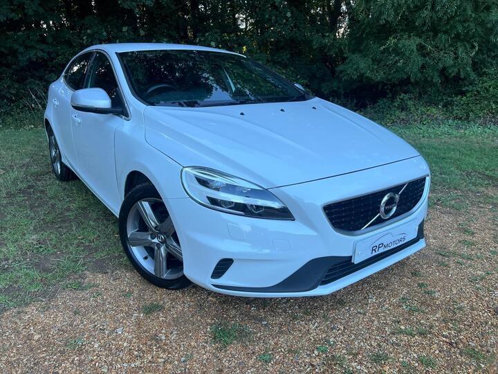 Volvo V40 2.0 T2 R-Design Euro 6 (s/s) 5dr