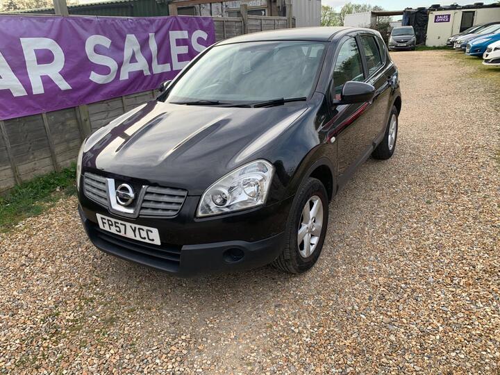 Nissan Qashqai 1.5 DCi Visia 2WD 5dr