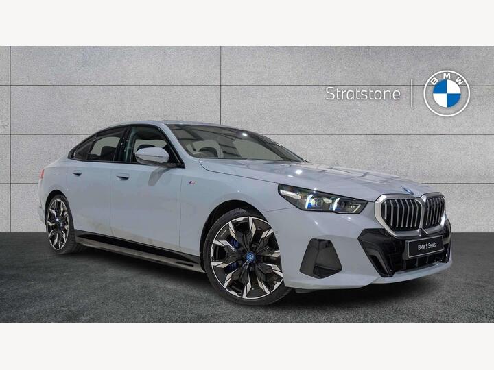 BMW 5 Series 3.0 550e 22.1kWh M Sport Pro Steptronic XDrive Euro 6 (s/s) 4dr