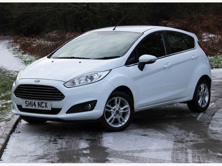 Ford Fiesta 1.25 Zetec Euro 5 5dr Ford Fiesta 1.25 Zetec Euro 5 5dr