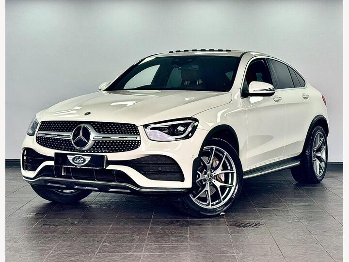 Mercedes-Benz GLC 2.0 GLC300d AMG Line (Premium Plus) Coupe G-Tronic+ 4MATIC Euro 6 (s/s) 5dr Mercedes-Benz GLC 2.0 GLC300d AMG Line (Premium Plus) Coupe G-Tronic+ 4MATIC Euro 6 (s/s) 5dr