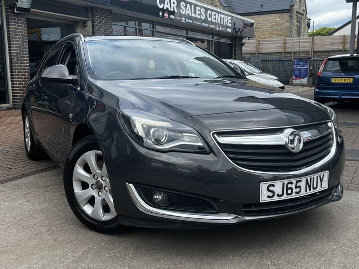 Vauxhall INSIGNIA 2.0 CDTi SRi Nav Sports Tourer Auto Euro 5 5dr