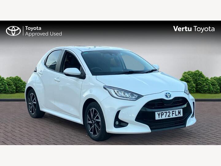 Toyota Yaris 1.5 VVT-h Design E-CVT Euro 6 (s/s) 5dr