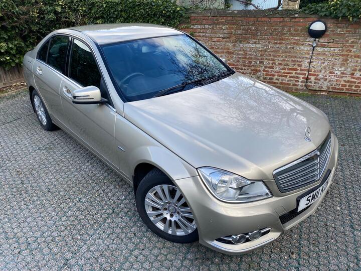 Mercedes-Benz C Class 2.1 C200 CDI BlueEfficiency Elegance Edition 125 G-Tronic+ Euro 5 (s/s) 4dr
