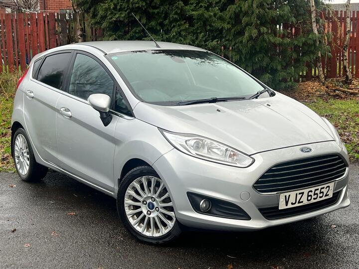 Ford Fiesta 1.0T EcoBoost Titanium Euro 5 (s/s) 5dr