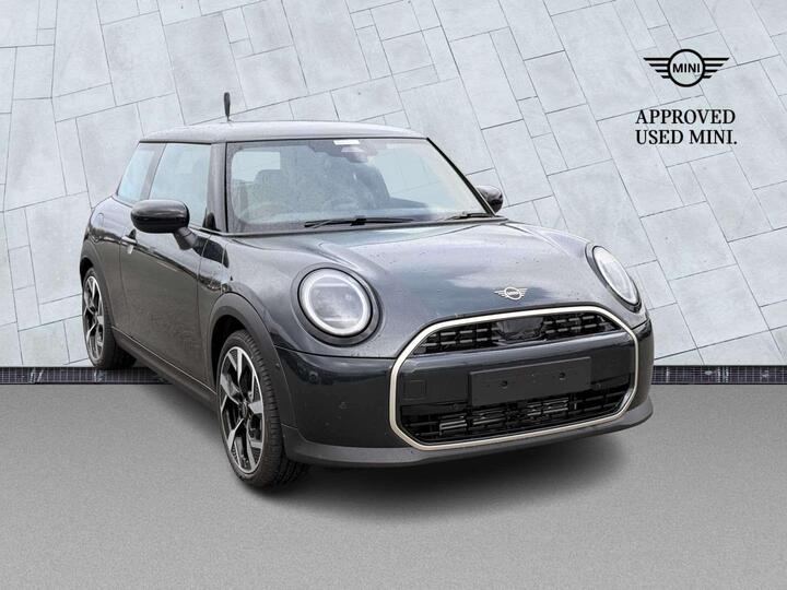MINI Hatch 1.5C Exclusive Steptronic Euro 6 (s/s) 3dr