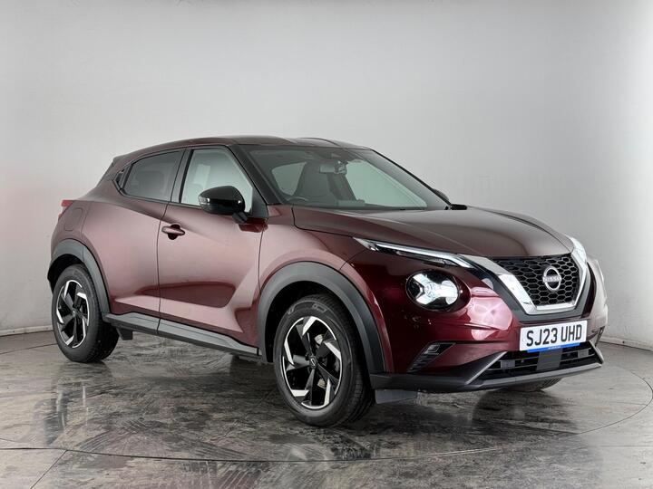 Nissan Juke 1.0 DIG-T N-Connecta Euro 6 (s/s) 5dr Nissan Juke 1.0 DIG-T N-Connecta Euro 6 (s/s) 5dr