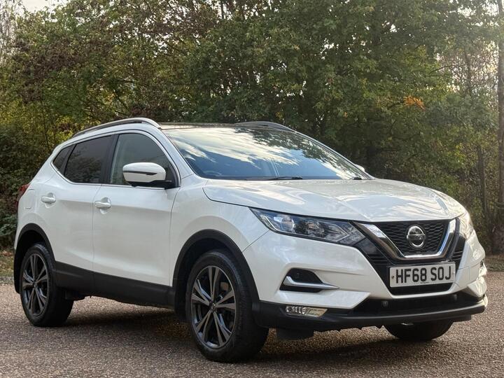 Nissan Qashqai 1.2 DIG-T N-Connecta Euro 6 (s/s) 5dr