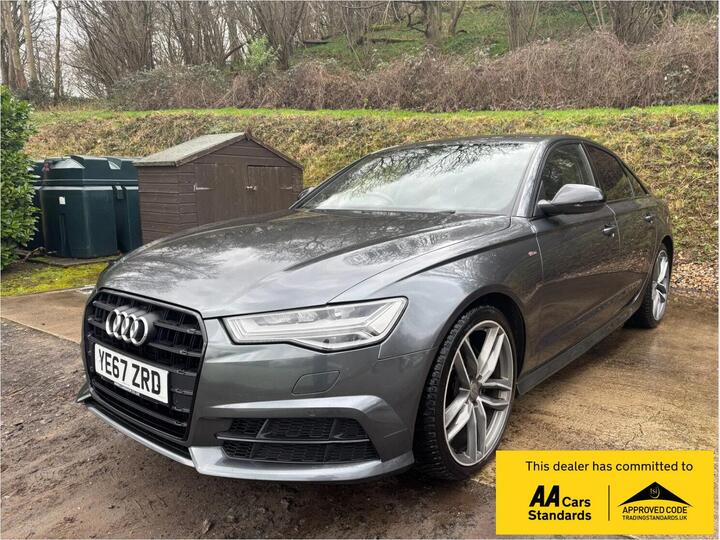 Audi A6 Saloon 2.0 TDI Ultra Black Edition S Tronic Euro 6 (s/s) 4dr Audi A6 Saloon 2.0 TDI Ultra Black Edition S Tronic Euro 6 (s/s) 4dr