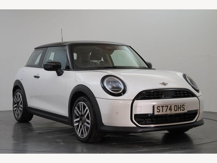 MINI Cooper 1.5C Classic Steptronic Euro 6 (s/s) 3dr
