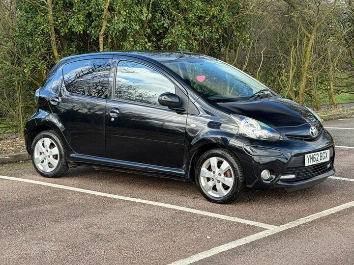 Toyota AYGO 1.0 VVT-i Fire Euro 5 5dr