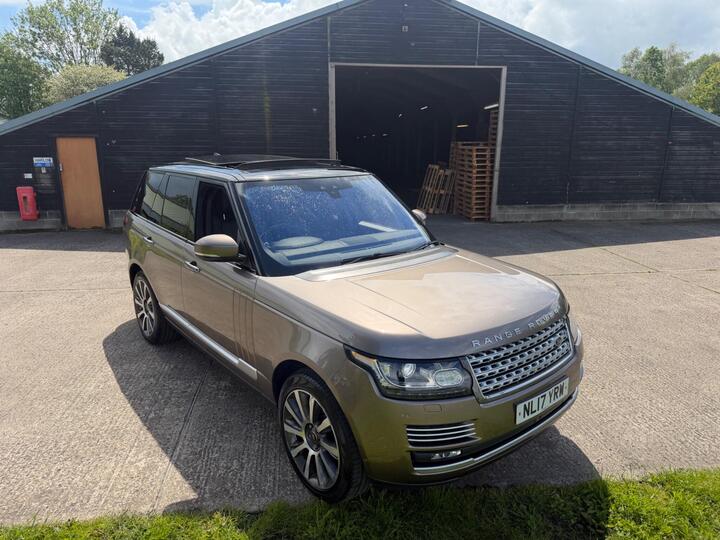 Land Rover Range Rover 4.4 SD V8 Autobiography Auto 4WD Euro 6 (s/s) 5dr Land Rover Range Rover 4.4 SD V8 Autobiography Auto 4WD Euro 6 (s/s) 5dr