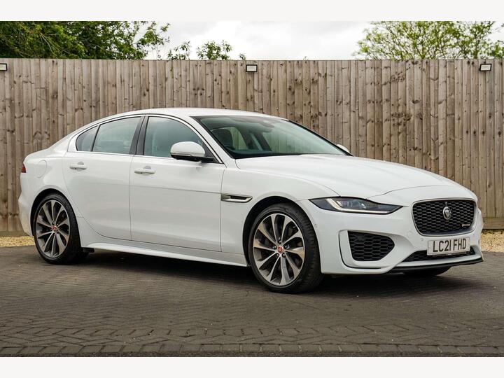 Jaguar XE 2.0 P300i R-Dynamic HSE Auto AWD Euro 6 (s/s) 4dr