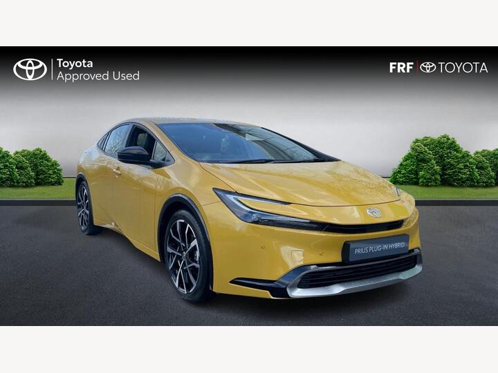 Toyota Prius 2.0 13.6kWh Excel CVT Euro 6 (s/s) 5dr