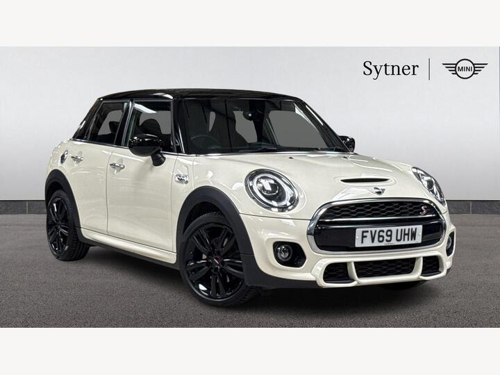 MINI Hatch 2.0 Cooper S Sport Steptronic Euro 6 (s/s) 5dr
