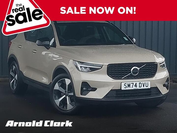 Volvo XC40 2.0 B3 MHEV Plus DCT Auto Euro 6 (s/s) 5dr