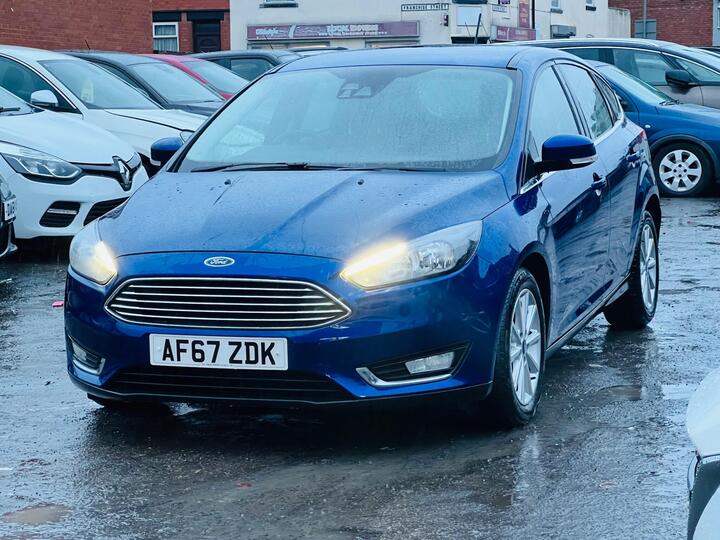 Ford Focus 1.5T EcoBoost Titanium Euro 6 (s/s) 5dr