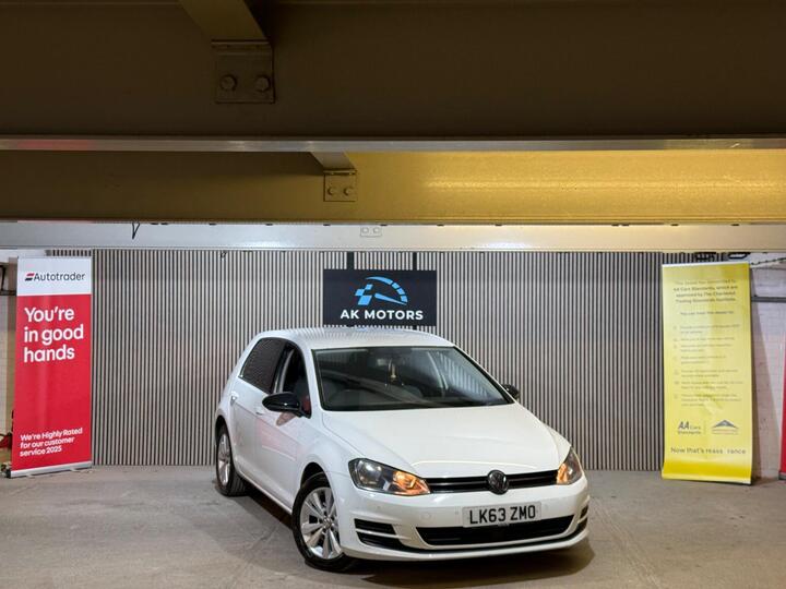 Volkswagen Golf 2.0 TDI BlueMotion Tech SE DSG Euro 5 (s/s) 5dr