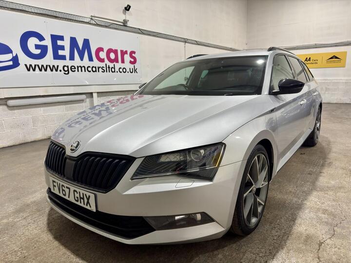 Skoda SUPERB 2.0 TDI SportLine DSG Euro 6 (s/s) 5dr Skoda SUPERB 2.0 TDI SportLine DSG Euro 6 (s/s) 5dr
