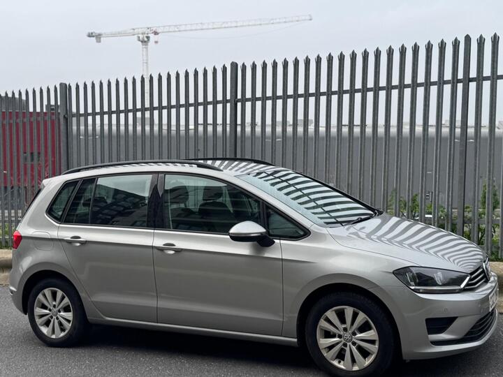Volkswagen Golf SV 1.4 TSI BlueMotion Tech SE DSG Euro 6 (s/s) 5dr Volkswagen Golf SV 1.4 TSI BlueMotion Tech SE DSG Euro 6 (s/s) 5dr