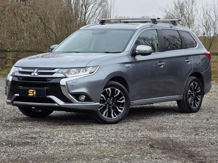 Mitsubishi Outlander 2.0h 12kWh GX5hs CVT 4WD Euro 6 (s/s) 5dr Mitsubishi Outlander 2.0h 12kWh GX5hs CVT 4WD Euro 6 (s/s) 5dr