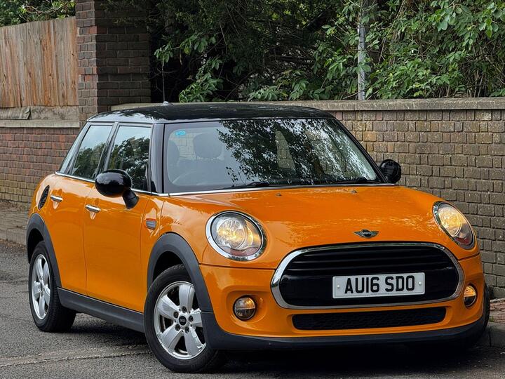 MINI Hatch 1.5 Cooper D Auto Euro 6 (s/s) 5dr