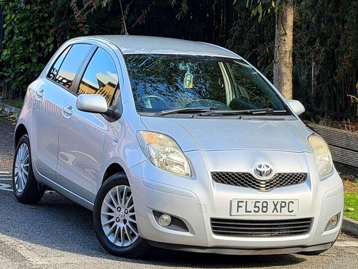 Toyota Yaris 1.4 D-4D SR 5dr