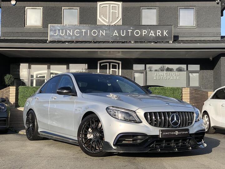 Mercedes-Benz C Class 4.0 C63 V8 BiTurbo AMG SpdS MCT Euro 6 (s/s) 4dr