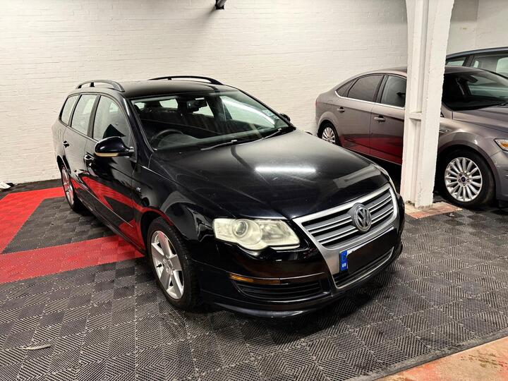 Volkswagen Passat 2.0 TDI R-Line Euro 5 5dr