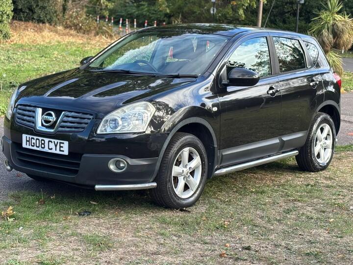 Nissan Qashqai 2.0 Acenta CVT 5dr