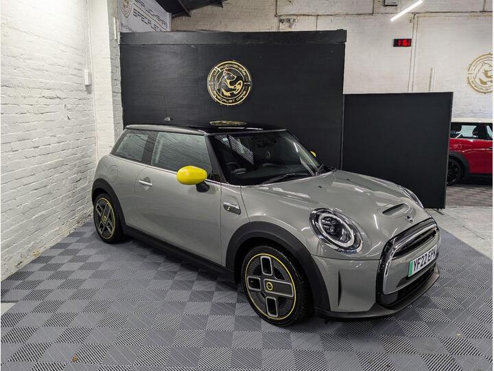 MINI Electric Hatch Cooper SE 32.6kWh Level 1 Auto 3dr MINI Electric Hatch Cooper SE 32.6kWh Level 1 Auto 3dr