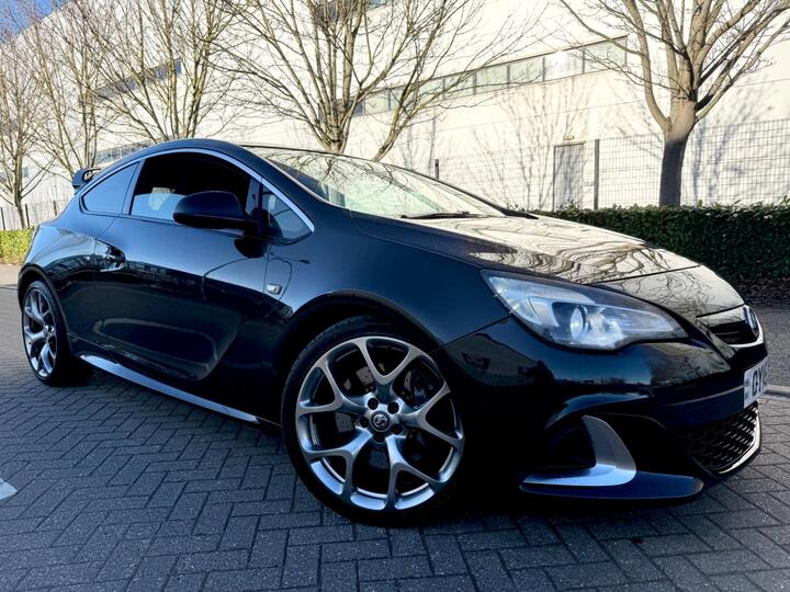 Vauxhall Astra GTC 2.0T VXR Euro 5 (s/s) 3dr