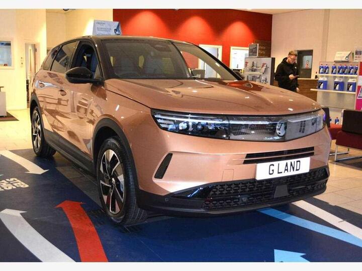 Vauxhall NEW GRANDLAND 1.2 HYBRID 145 ULTIMATE 5DR E-DCT6 [FIXED ROOF]