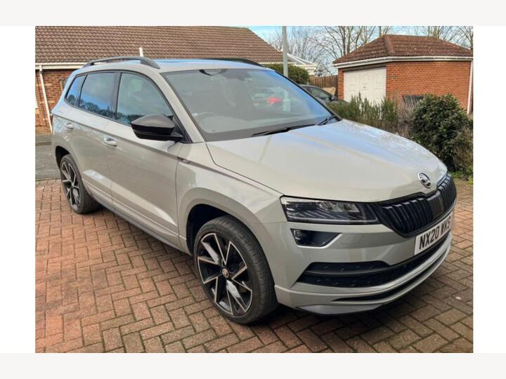 Skoda Karoq 2.0 TDI SportLine Euro 6 (s/s) 5dr Skoda Karoq 2.0 TDI SportLine Euro 6 (s/s) 5dr