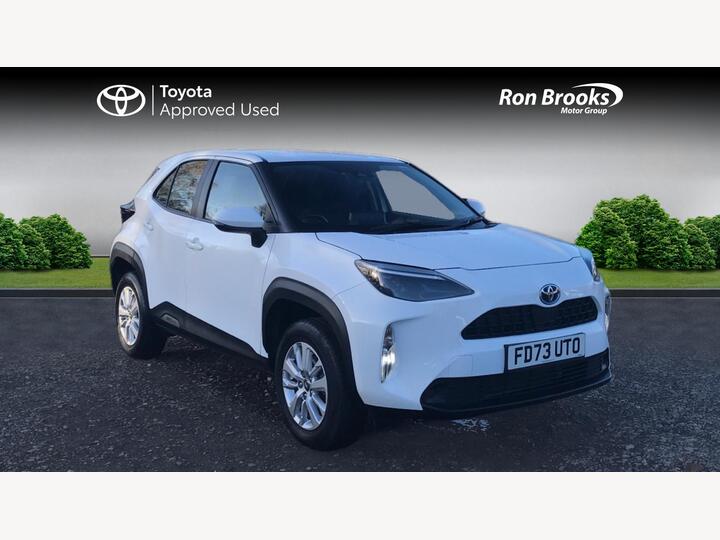 Toyota Yaris Cross 1.5 VVT-h Icon E-CVT Euro 6 (s/s) 5dr Toyota Yaris Cross 1.5 VVT-h Icon E-CVT Euro 6 (s/s) 5dr