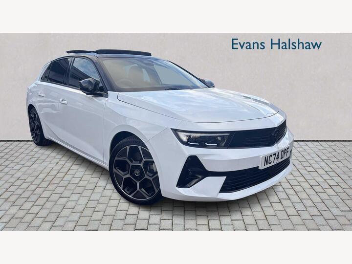 Vauxhall ASTRA HATCHBACK 1.6 12.4kWh Ultimate Auto Euro 6 (s/s) 5dr