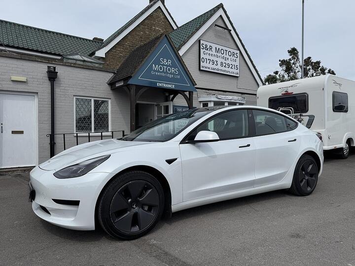 Tesla Model 3 Standard Range Plus Auto RWD 4dr