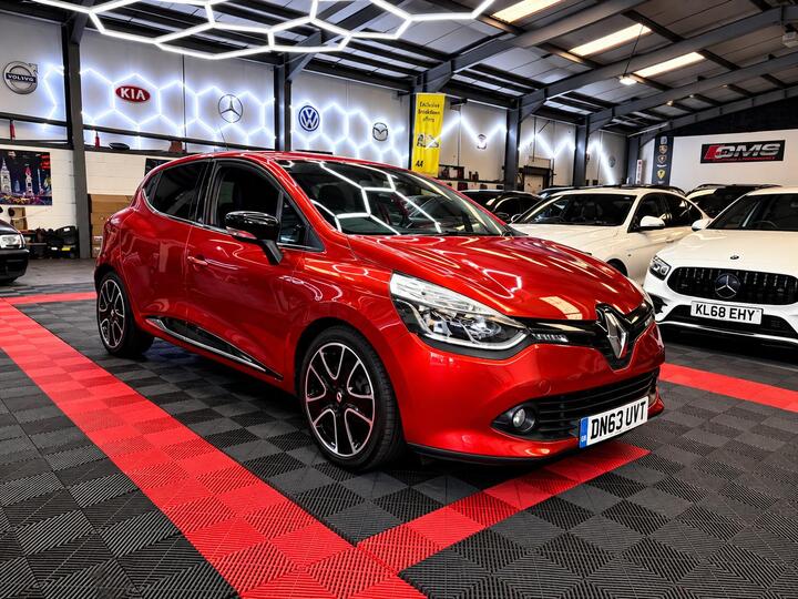 Renault CLIO 1.2 16V Dynamique MediaNav Euro 5 5dr
