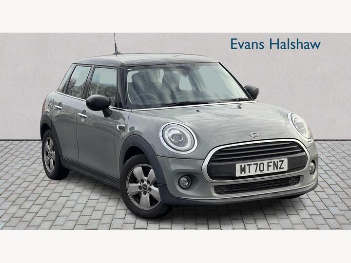 MINI HATCHBACK 1.5 Cooper Classic Euro 6 (s/s) 5dr